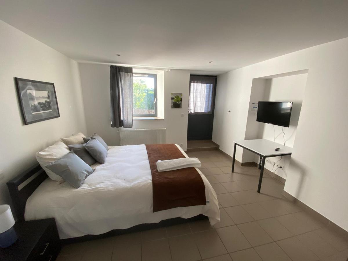 Auberge De Thelis Екстериор снимка